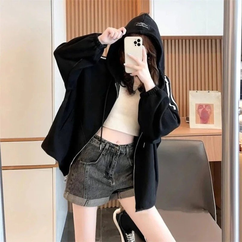 Winter Clothing Essential - Kontras Warna dengan Ritsleting Hoodie Wanita