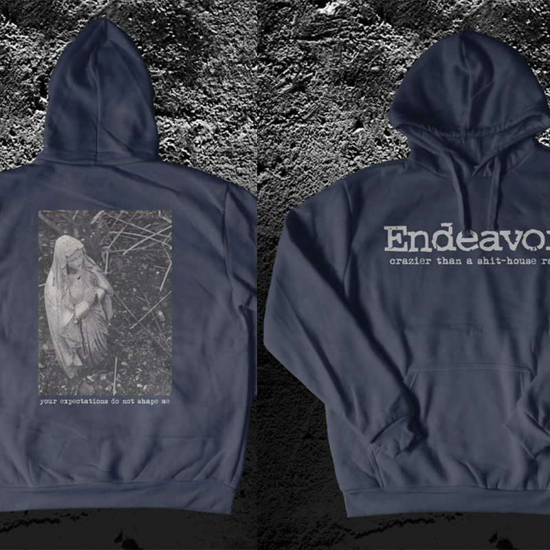 Hoodie Essentials Pakaian Pria - Winter Clothing Essential ulasan dan harga