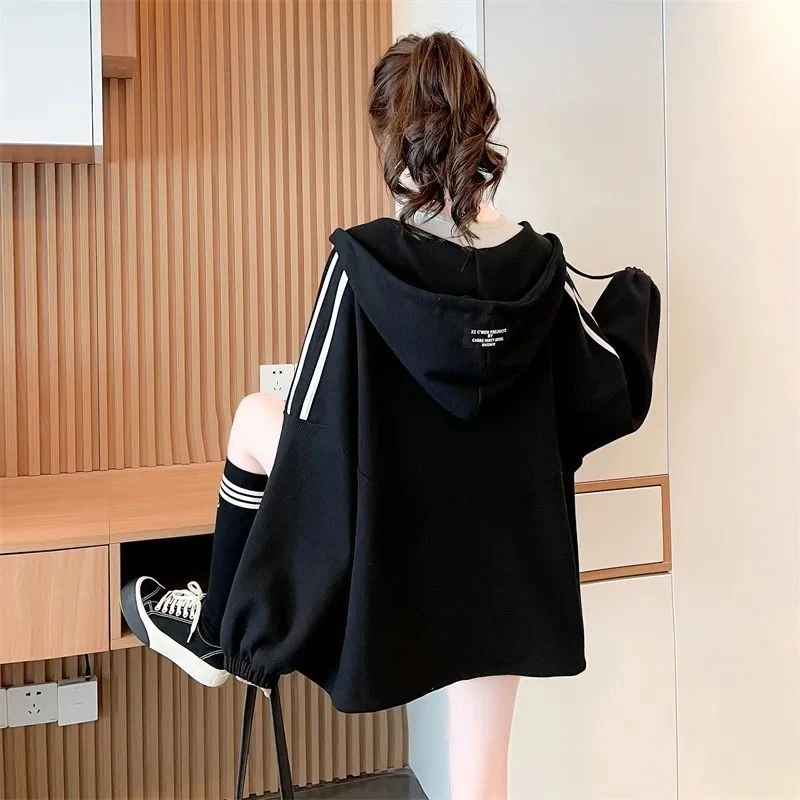 Kontras Warna dengan Ritsletin - Winter Clothing Essential ulasan dan harga